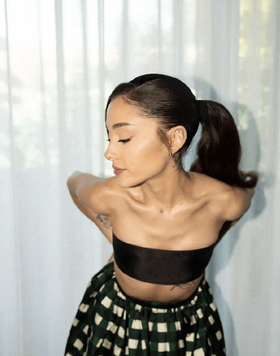 Haftanın En İyi Moda Instagramları Ariana Grande Megan Thee Stallion Dua Lipa ve Daha Fazlası 2022